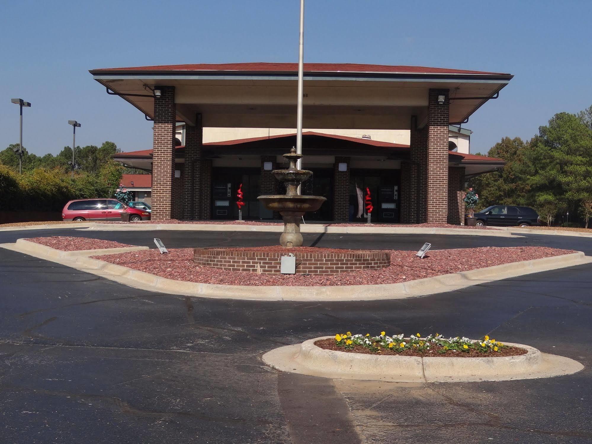 Econo & Hotel Huntsville
